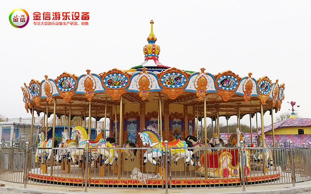 关于儿童游乐设备的利与弊